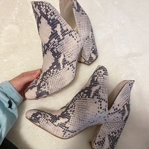 Steve madden booties (worn once)
